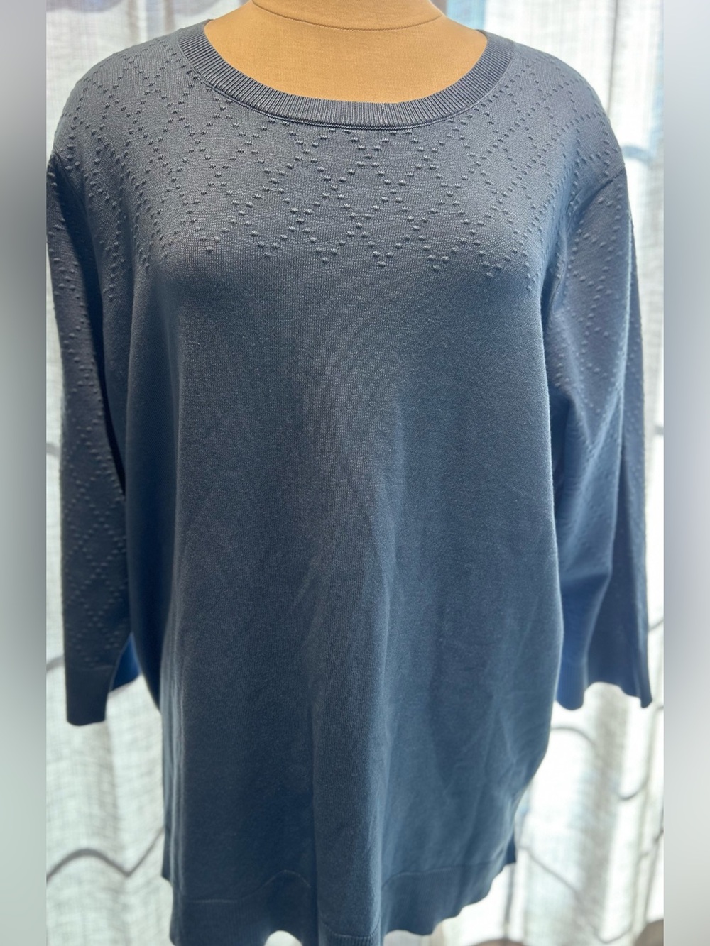 Cable & Gauge Dusty Blue Crewneck Sweater with Textured Dot Pattern